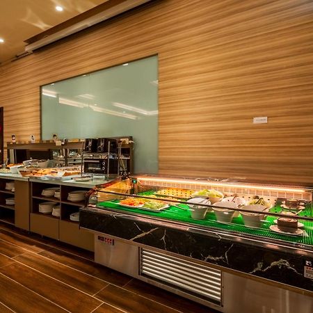 Fu Hsiang Hotel Yilan Kültér fotó