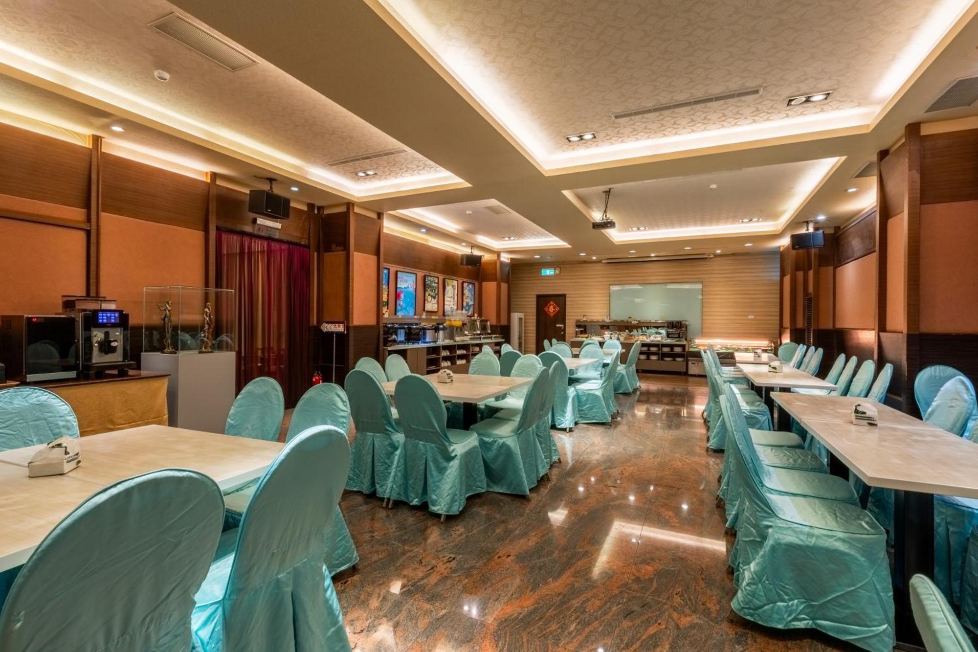 Fu Hsiang Hotel Yilan Kültér fotó