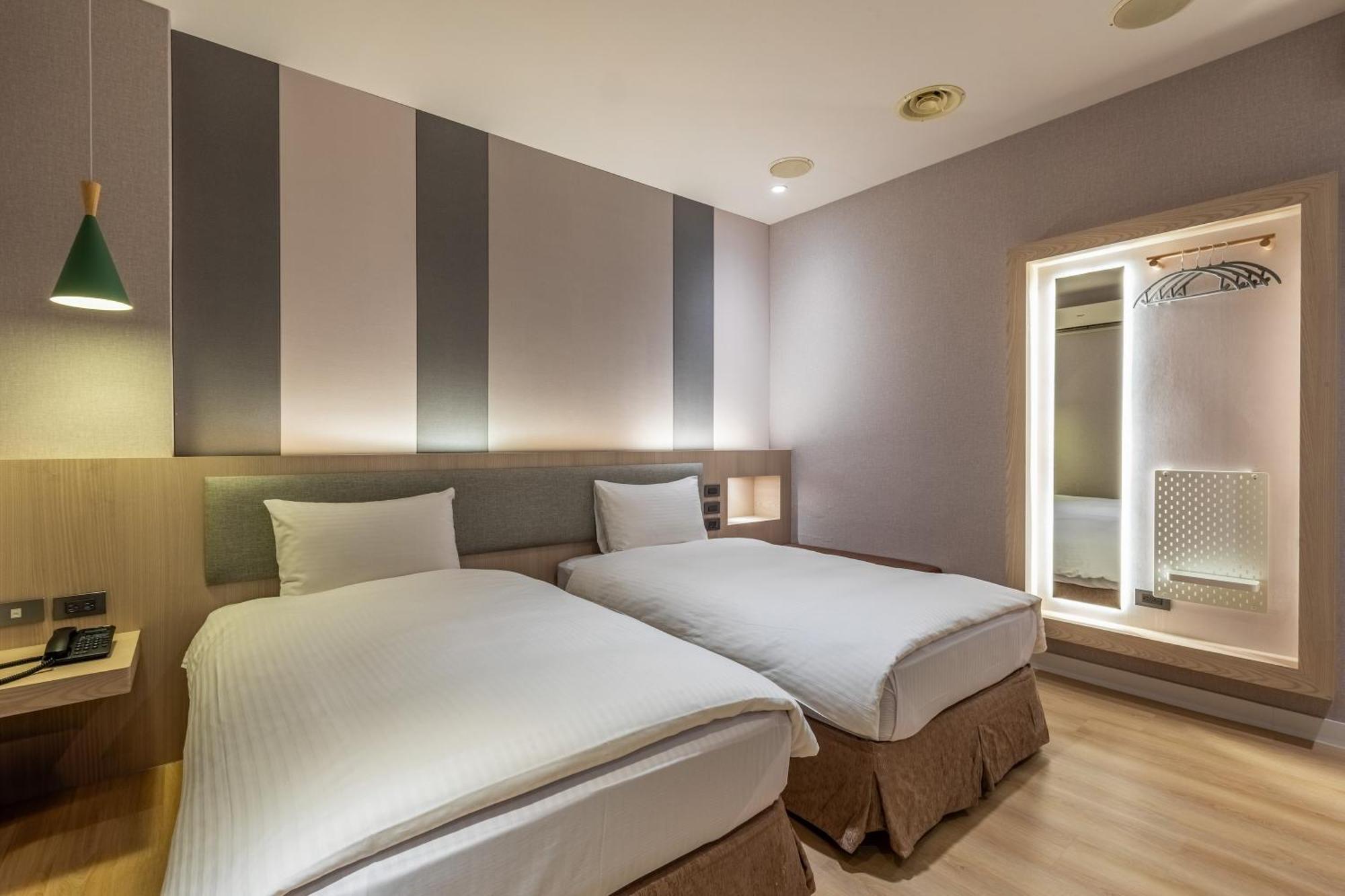 Fu Hsiang Hotel Yilan Kültér fotó