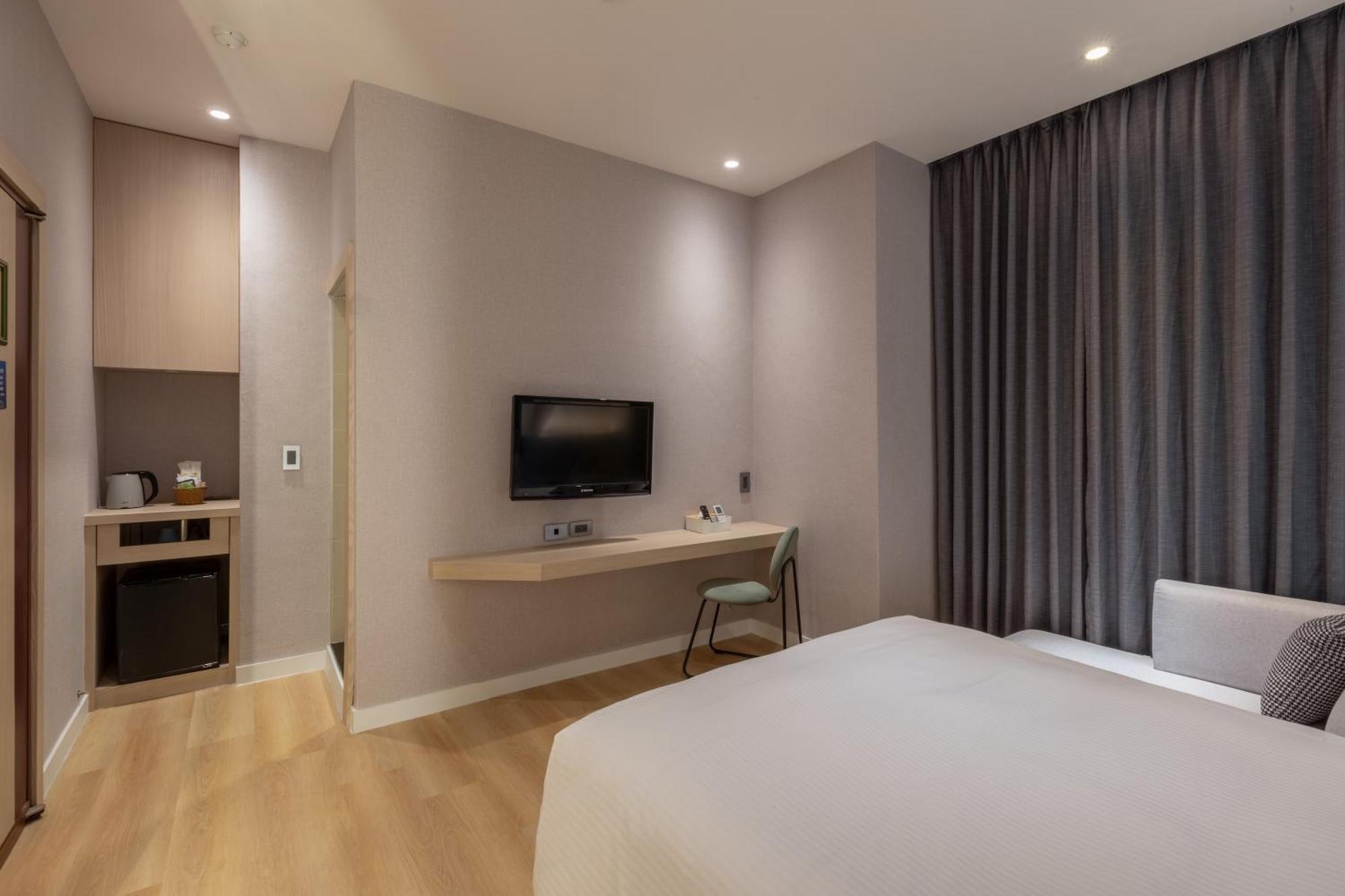Fu Hsiang Hotel Yilan Szoba fotó